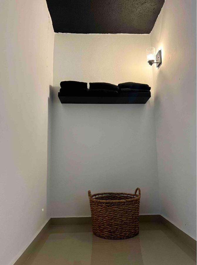 North Breeze Guest House 1 เลวิตตาวน์ ภายนอก รูปภาพ