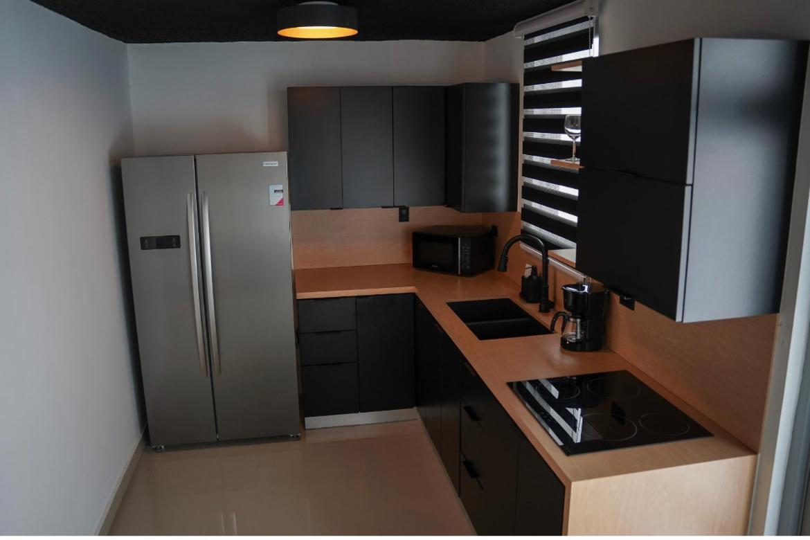 North Breeze Guest House 1 เลวิตตาวน์ ภายนอก รูปภาพ