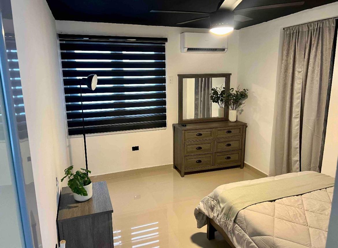 North Breeze Guest House 1 เลวิตตาวน์ ภายนอก รูปภาพ
